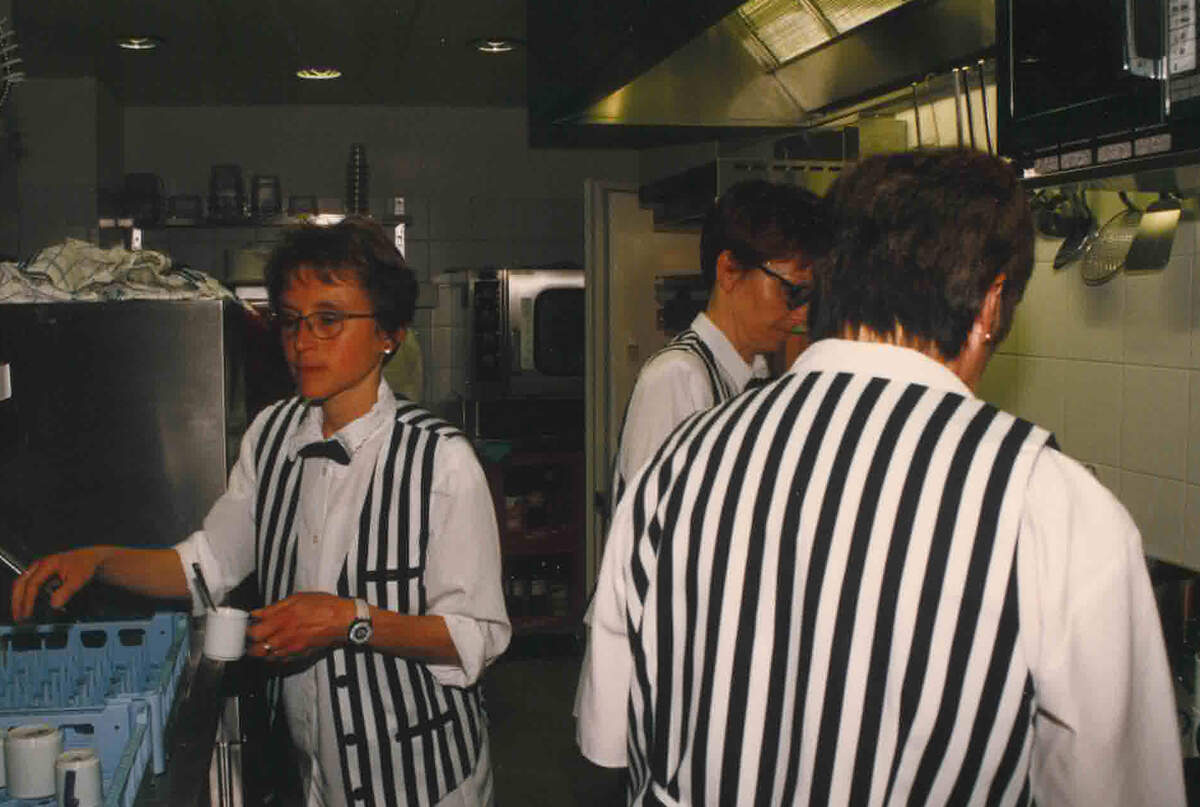 40 Jahre Fleischli, Jubiläum der Conditorei und Bäckerei in Zürch: Historisches Foto von Confisserie